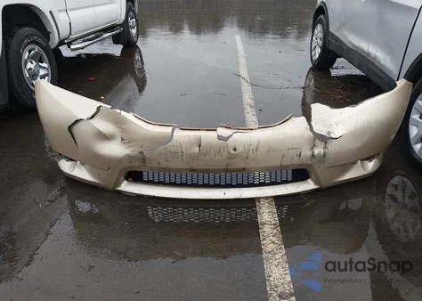 2013 Toyota Sienna Le V6 8 Passenger z USA, uszkodzony, nr VIN 5TDKK3DCXDS352689